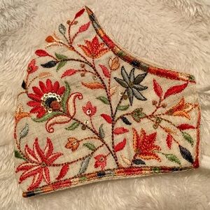 Hand embroidered pure linen face mask - White/Cream